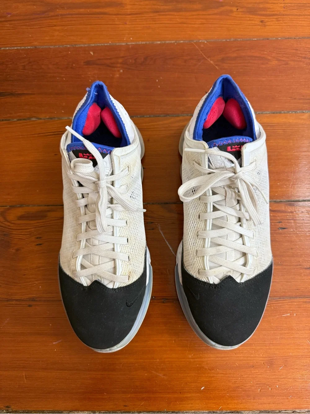 Nike LeBron 19 Low White Black Toe Men’s Athletic Basketball Sneakers Sz 8.5 🍄